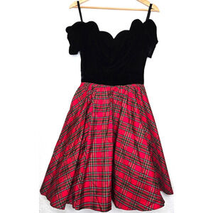 Vintage 80s Dress Karen Lucas For Nikki Black Red Tartan Velvet Goth Swing USA 4